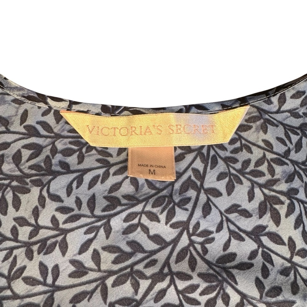 Victoria's Secret Blue Leaf Print Crop Tank - Picture 4 of 5